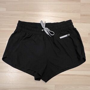 Vuori Clementine Short Black Women’s Size Small